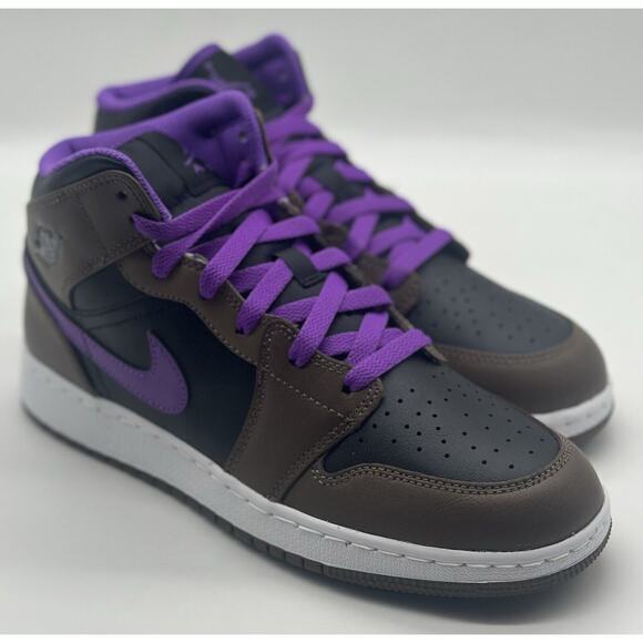NEW Nike Air Jordan 1 Mid Purple Mocha DQ8423-215 Youth Size 7Y Women’s Size 8.5 - Picture 3 of 7